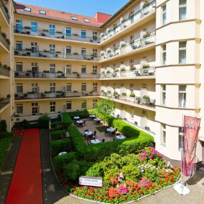 Hotel & Apartments Zarenhof Berlin Prenzlauer Berg (Schönhauser Allee 140 10437 Berlin)