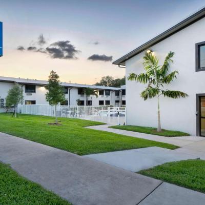 Motel 6-Fort Lauderdale, FL (1801 State Road 84 West FL 33315 Fort Lauderdale)