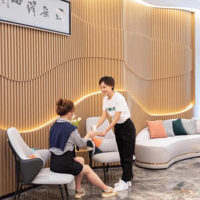 Atour Hotel Nanjing Drum Town Qingliang Gate (No. 68, Qingliangmen Street 210000 Nankin)