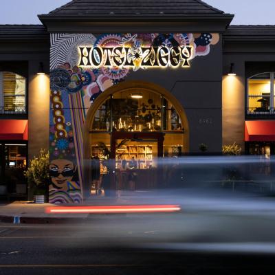 Hotel Ziggy Los Angeles (8462 West Sunset Boulevard CA 90069 Los Angeles)