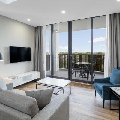Meriton Suites Coward Street, Mascot (200 Coward Street 2020 Sydney)