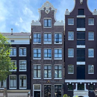 Facade Hotel Amsterdam (Oudezijds Voorburgwal 44 1012 GE Amsterdam)