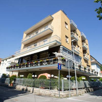 Hotel Luca (Viale Livenza 13 47921 Rimini)