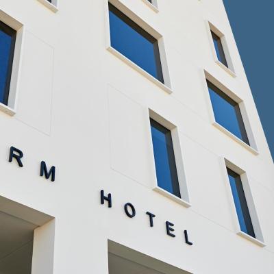 FORM Hotel Dubai, a Member of Design Hotels (Al Jadaf  Dubaï)