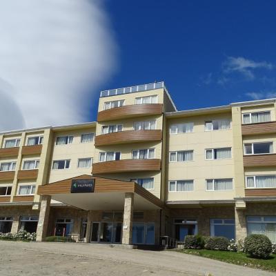 Huinid Pioneros Hotel (Av Pioneros 2649 8402 San Carlos de Bariloche)