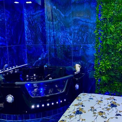 Domus 2 (Via Cupa Vicinale Terracina 4 80125 Naples)