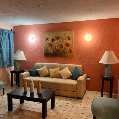 Casa Estelar (8 Calle 5 77526 Cancún)