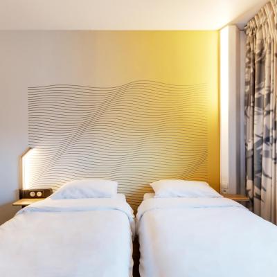 B&B HOTEL Reims Bezannes (2 Rue Henri Moissan 51430 Reims)