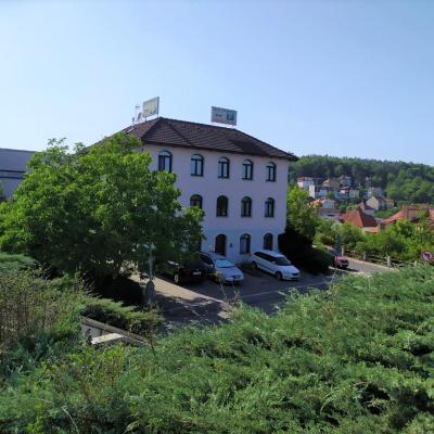 Villa Jinonice (Puchmajerova 604/9 158 00 Prague)