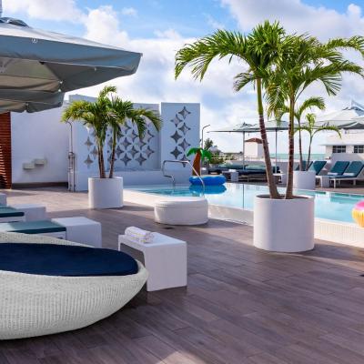 Dream South Beach, by Hyatt (1111 Collins Avenue FL 33139 Miami Beach)