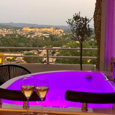 Panorama Suite romantique & Spa (32 Ter rue Achille Rouquet 11000 Carcassonne)