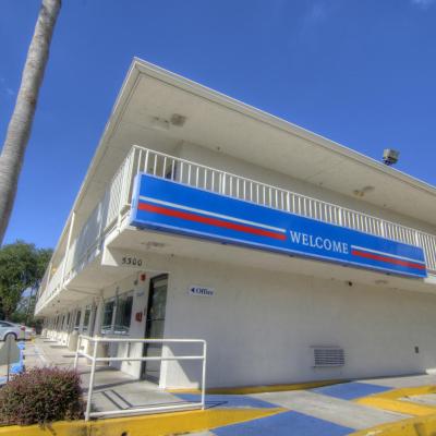 Motel 6-Orlando, FL - Winter Park (5300 Adanson Road FL 32810 Orlando)