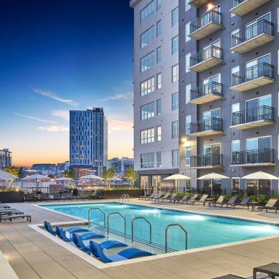 Sentral SoBro (516 Lea Avenue TN 37203 Nashville)