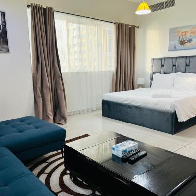 Private rooms in 3 bedroom apartment SKYNEST Homes marina pinnacle (Al Sharta Street 1413, 14TH FLOOR, MARINA PINNACLE TOWER, DUBAI MARINA  Dubaï)