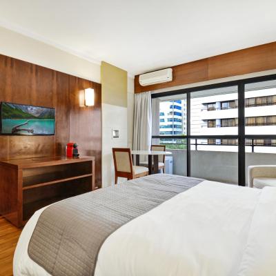 Suite at the Grand Plaza Avenida Paulista (201 Rua Leôncio de Carvalho apt 307 04003-010 São Paulo)