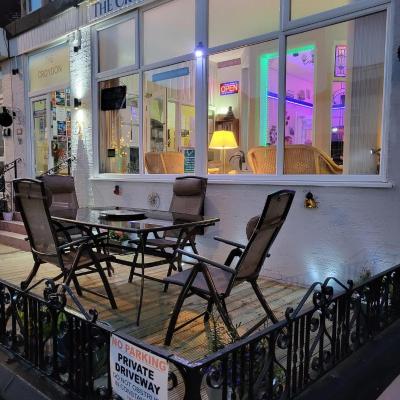 The Croydon (12 Empress Drive FY2 9SE Blackpool)