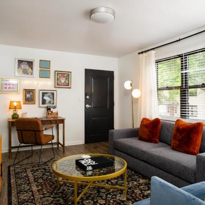 Abode Nashville - Marathon Village Near Downtown (1601 Herman Street 37208 Nashville)
