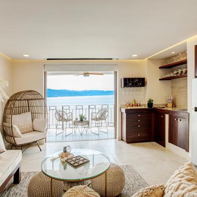 Sunscape Residence Tower (Boulevard Francisco Medina Ascencio 48333 Puerto Vallarta)