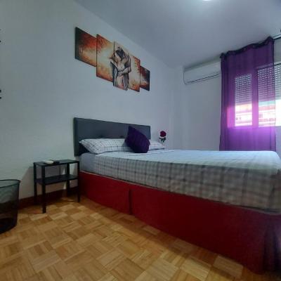 LaVida Rooms Madrid (21 Calle de Argüeso 28019 Madrid)