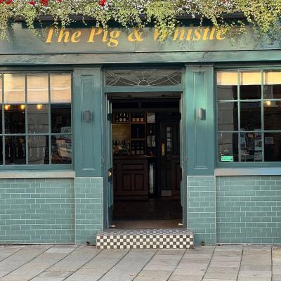 The Pig and Whistle (86 Sheen Lane SW14 8LP Londres)