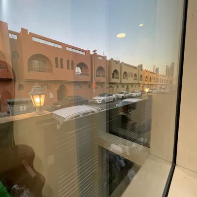 Economic rooms for rent in Dubai (10 35 A Street  Dubaï)