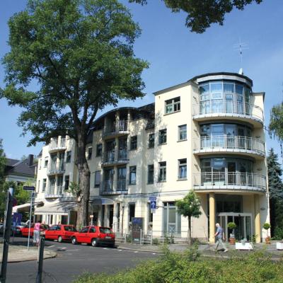 Hotel Am Blauen Wunder (Loschwitzer Str. 48 01309 Dresde)