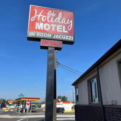 Holiday Motel (8050 Northeast Martin Luther King Junior Boulevard OR 97211 Portland)