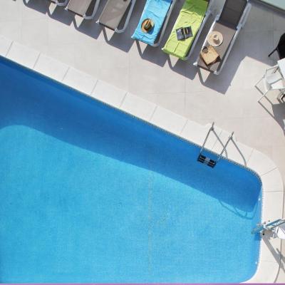 Hotel Brasil (Apolo XI, 27 03501 Benidorm)