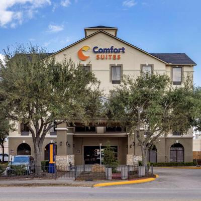 Comfort Suites near Texas Medical Center - NRG Stadium (1055 McNee Road TX 77054 Houston)