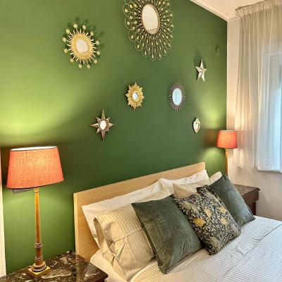 Santa Clara Suite (42 Via Orazio 80122 Naples)
