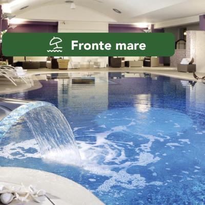 Yes Hotel Touring & SPA (Viale Regina Margherita 82 47900 Rimini)