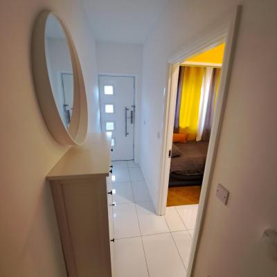 Lovely and Modern Groundfloor 1 Single Bedroom Condo with Netflix, Tea/Coffee/Biscuits (Victoria Court BS15 1FL Bristol)