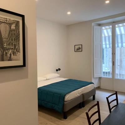 FondacOlivella (19 Vico Salata All'Olivella 80135 Naples)