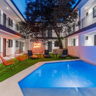 Hotel Mody Merida (243 Avenida Itzáes 243 97070 Mérida)