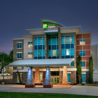 Holiday Inn Express & Suites North Dallas at Preston, an IHG Hotel (6055 LBJ Freeway TX 75240 Dallas)
