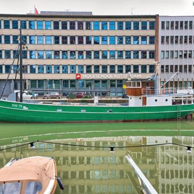 Boathotel Rotterdam Wilhelmina (Wijnhaven 61a 3011 WJ Rotterdam)