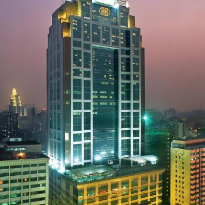 Asia International Hotel Guangdong (326-1 Huanshi East Road 510060 Canton)