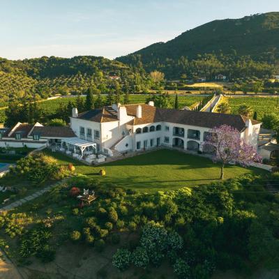 Hotel Casa Palmela - Small Luxury Hotels of The World, Hotel & Villas (Quinta do Esteval - E.N. 10,  km 33,5 2900-722 Setúbal)