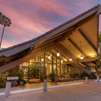 Best Western PLUS Island Palms Hotel & Marina (2051 Shelter Island Drive CA 92106 San Diego)