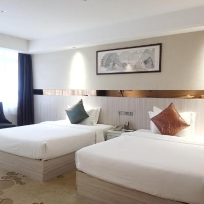 Paco Hotel Tianhe Coach Terminal Metro Guangzhou (No.109-113, Changxing Road, Tianhe Bus Station 510500 Canton)