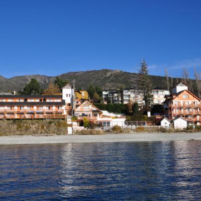 Apart Del Lago (Av Bustillo Km 7800 R8402AFA San Carlos de Bariloche)