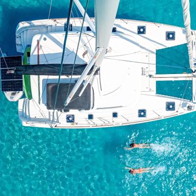 Croatia by Luxury Catamaran (Uvala Baluni 21000 Split)