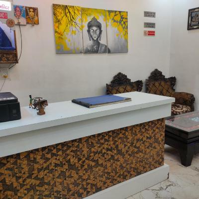 hotel khubsaras palace by chhabra's (Nalband Road 1/83a panchkuiya crossing nalband road agra 282010 Agra)