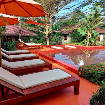 Red Moon Hideaway (44/10 Moo 1, Bailan Bay, Koh Chang 23170 Koh Chang)