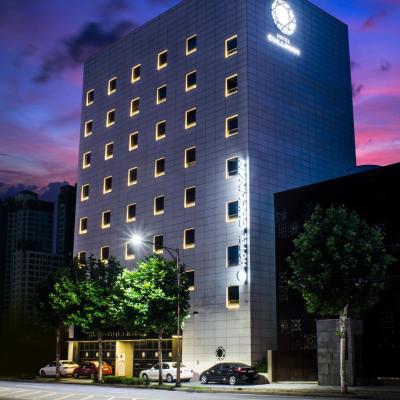 Hotel Cullinan Geondae 1 (212, Dongil-ro, Gwangjin-gu 143-150 Séoul)