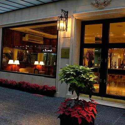 Melia Recoleta Plaza Hotel (Posadas 1557 C1112ADA Buenos Aires)