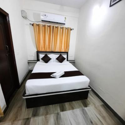 SM Rooms HSR Layout Bengaluru (104/A-1, Nanda, 3rd Cross Road Sector 2, HSR Layout Bengaluru, Karnataka 560102 560102 Bangalore)