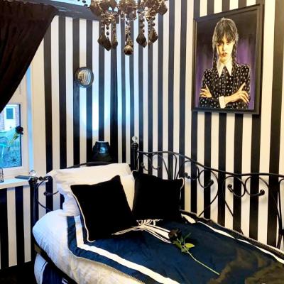 Wednesday's Family Rooms (12 Burlington Ave York YO10 3TD York)