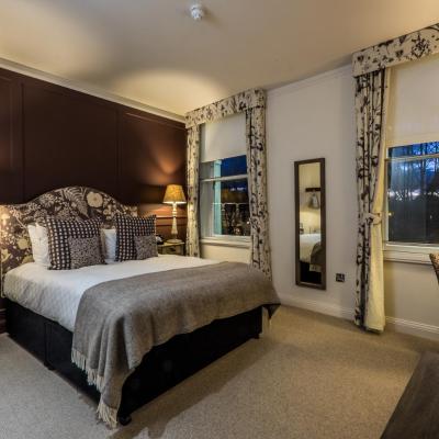 Coach & Horses Hotel (8 Kew Green TW9 3BH Londres)