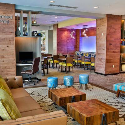 Fairfield Inn & Suites by Marriott Savannah Midtown (5801 Abercorn Street GA 31405 Savannah)